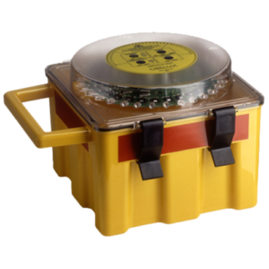 Red obstruction light. GPS receiver for flash synchronisation.